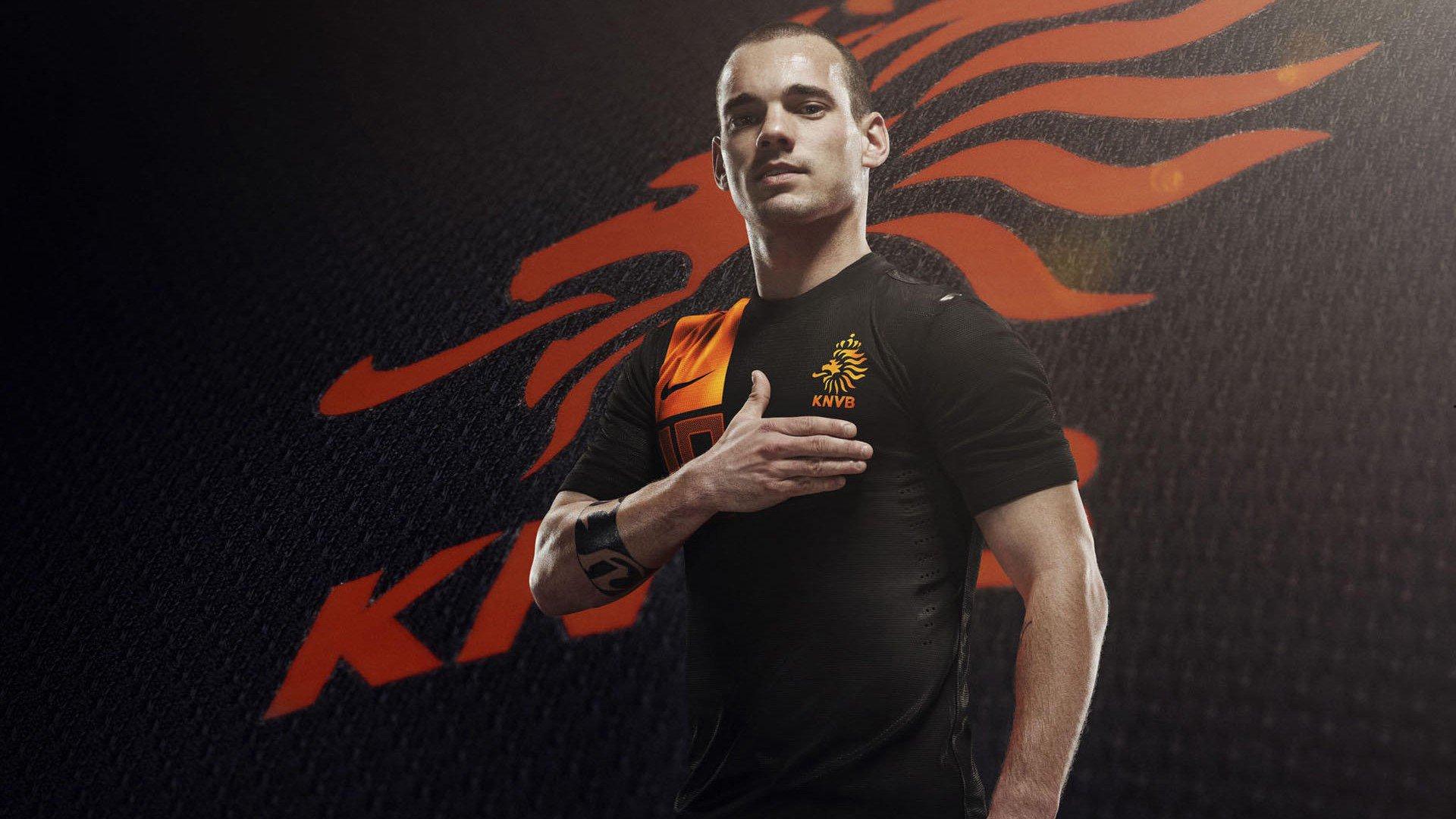 国米谋划交易新动向，德弗赖或成筹码，坎塞洛仍心属巴萨